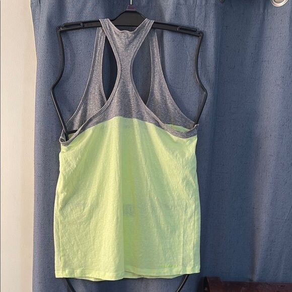 Under Armour Yellow and Gray Sleeveless Tank Top - Picture 5 of 7